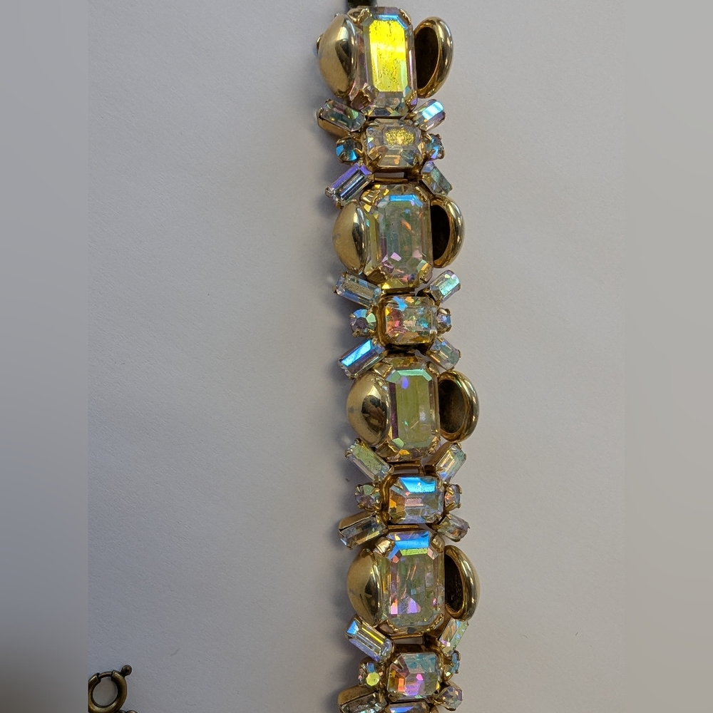 VTG CHUNKY AB CRYSTAL GOLD TONE BRACELET - Picture 8 of 14